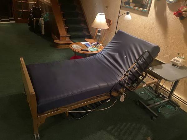 Hospital Bed Fully Electric 1
