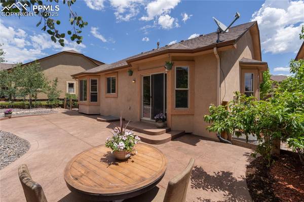 $639,000 / 5br - 3368ft2 - "Miles of Trails. Minutes from Downtown. Home, Perfected." (Colorado Springs)63686763811457120