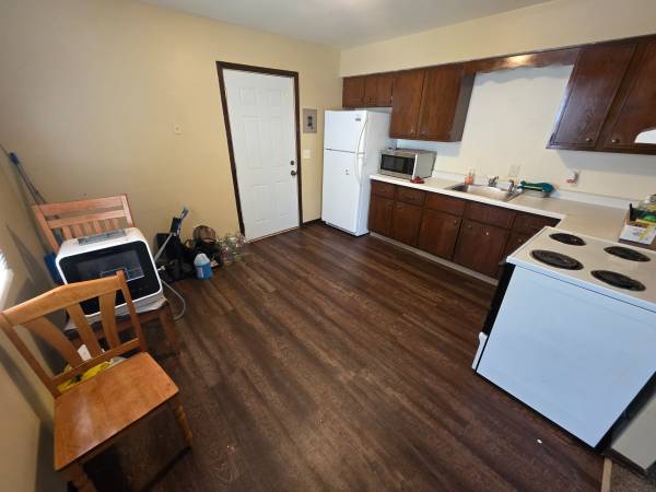 $995 / 2br - $995 | 2BD 1BA| 847 N Hastings Way Apt A| Available 10/1/2025 (Eau Claire)63845957944705120