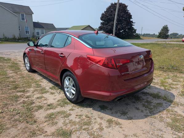 2013 Kia Optima LX, vehículo de Massachusetts con servicio realizado, viene con NYSI - $5.795 (Adams Center)63470413123331122