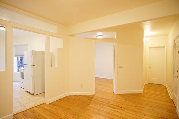 $1,625 / 1br - ¡París en Mississippi! ¡Hermoso de 1 dormitorio listo pronto! (Mississippi)63895125070339121
