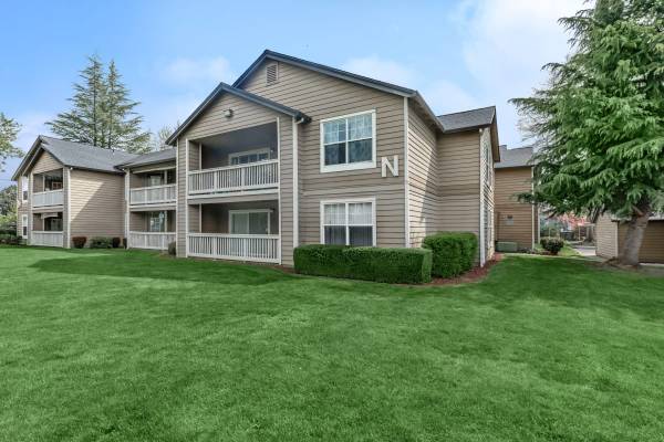 1 Dishwasher, Large Closets, W/D Hookup 1