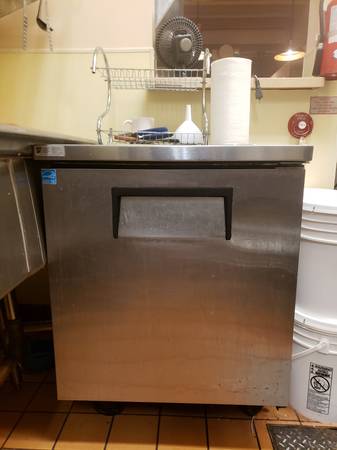 Commercial single door under counter refrigerator - True TUC-27 1