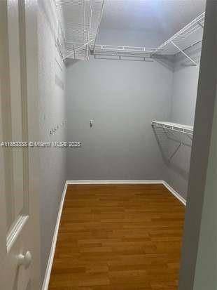 $2,100 / 2br - 845ft2 - Charming 2 Bedroom Condo in Captiva Lakes – Great Kendall Location64049276702849123