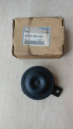 Honda/Acura Low Note Horn 38100-SR3-901 1