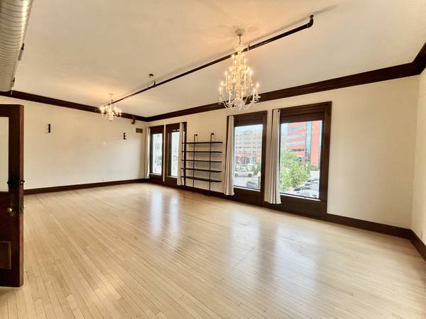 $1,395 / 900ft2 - Downtown Neenah Office Space For Lease (Neenah)63845965570561124