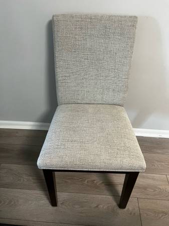 Conjunto de comedor marrón y beige de madera maciza de 7 piezas de Mango de 72'' - $500 (Rockville)63471431854851122