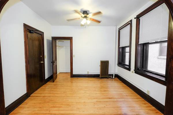 $825 / 500ft2 - Studio Apt in Loring Park (Loring Park)64003957758339120