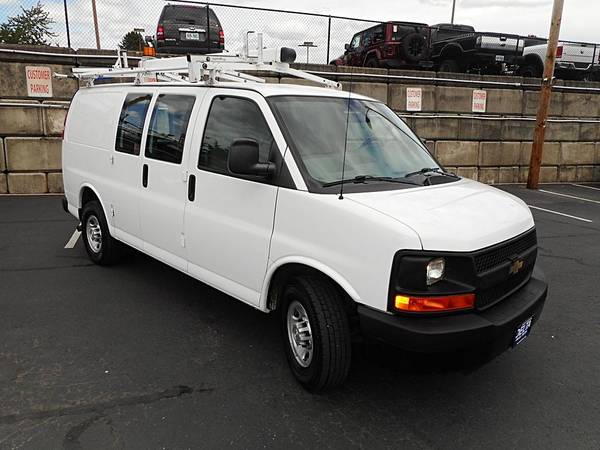 2016 Chevrolet Express 2500 - Photo 5