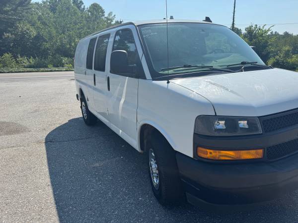 2018 Chevy Express 2500 SOLO 101 K millas - $11,700 (Pelham)63623751074947124