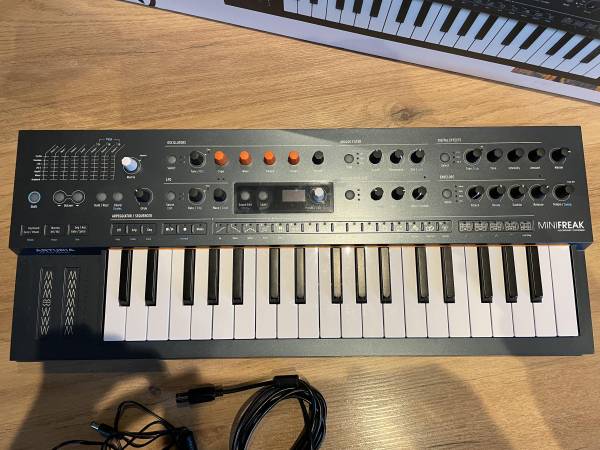 Arturia MiniFreak 1
