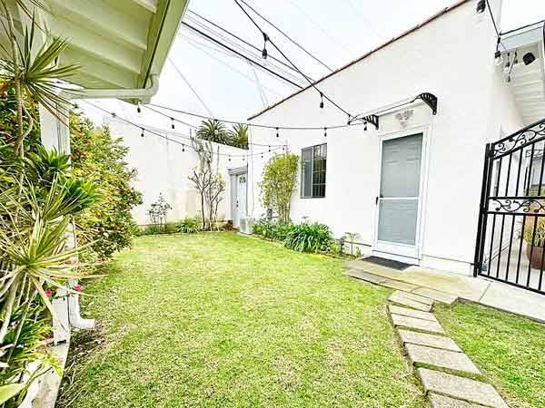 $850 / 450ft2 - ''Cozy Studio for rent.'' (3774 Moore St, Los Angeles, CA)63998005093762120
