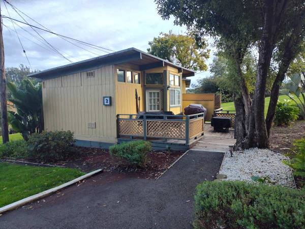 $1,350 Pool, Mobile Home Lot Spaces, Basketball Court (8710 Prunedale North Rd, Salinas, CA)64009499691778124