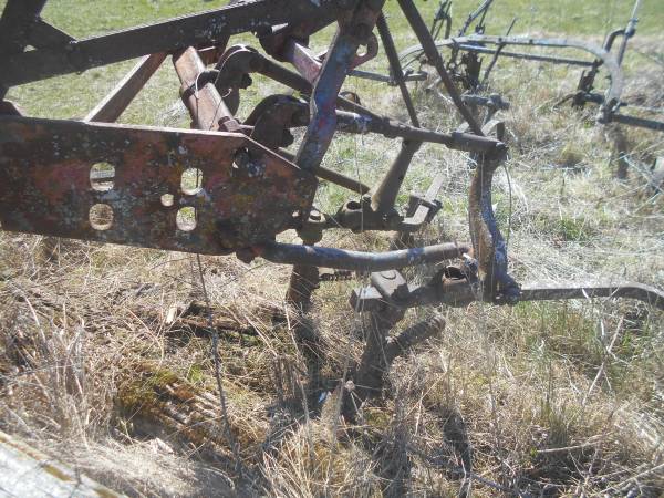 IH cultivators - $150 (racine)63471407173763121