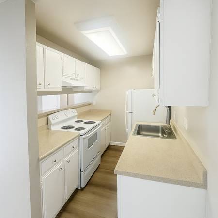 $2,705 / 1br - 816ft2 - ¡Amplias terrazas con almacenamiento adjunto! (campbell)63668028679555124