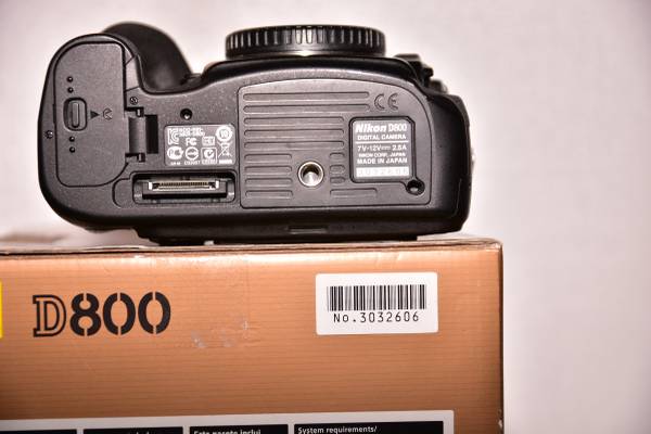 NIKON D800 CAMERA IN MINT CONDITION SC 18577 - $650 (concord / pleasant hill / martinez)63471367126531122