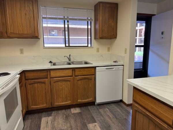 $1,500 / 2br - 900ft2 - **¡¡¡DISPONIBLE AHORA!!!**63660478576259124