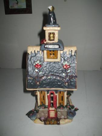 Christmas Welcome Mainstreet Kurt Adler Lil Chapel Porcelain Lighted H 1