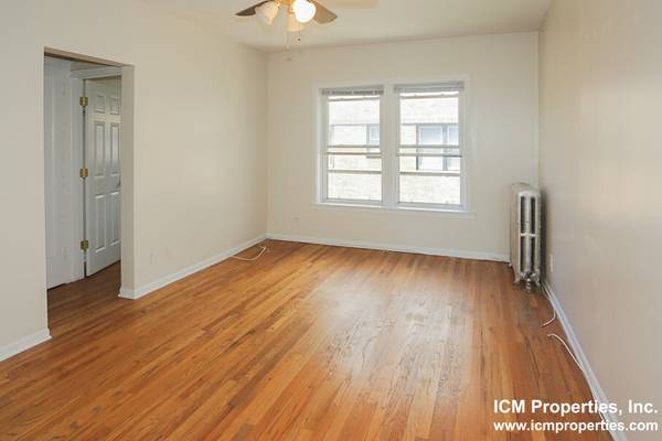 $1,795 / 1br - Acogedor de 1 dormitorio en Lakeview East con lavavajillas + CALEFACCIÓN Y GAS GRATUITOS (Lakeview)63918414332418120