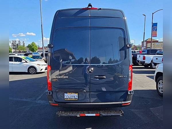 2019 Mercedes-Benz Sprinter 2500 4x2 3dr 170 in. WB High Roof Crew Van - $35500.0063616926407299124
