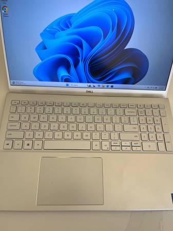 Dell Inspiron 5502 I-7 11th generation 1