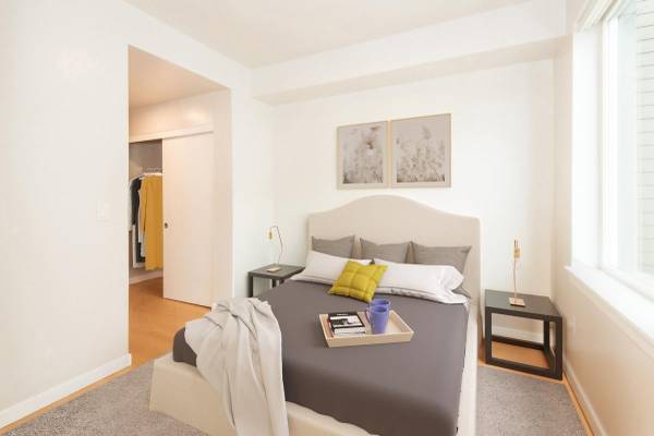 $1,570 / 1hab - 597ft2 - AC, Admite Mascotas, Vistas a la Ciudad, Ubicación Animada de Laurelhurst (Sótano)63831681533185122
