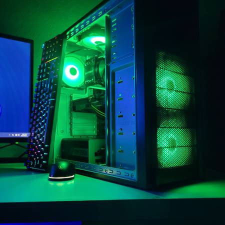 Gaming PC Bundle - LCD Screen - KB - Mouse - RGB 1