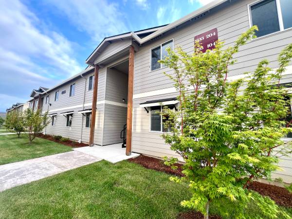 Charming 2 Bedroom Units! 1