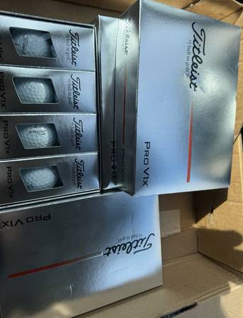 4 Dozen NEW Titleist ProV1 X Golf Balls 1