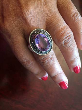 Excellent Condition Sterling Silver Ring (Size 9-10) with  Amethyst 1