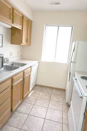 $1,045 / 2br - 1000ft2 - 2 Bed-Near Benson and nestled in trees with large green space to relax (Omaha, NE)63681695900419121