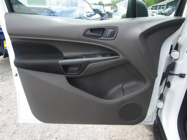 2020 Ford Transit Connect - Photo 14