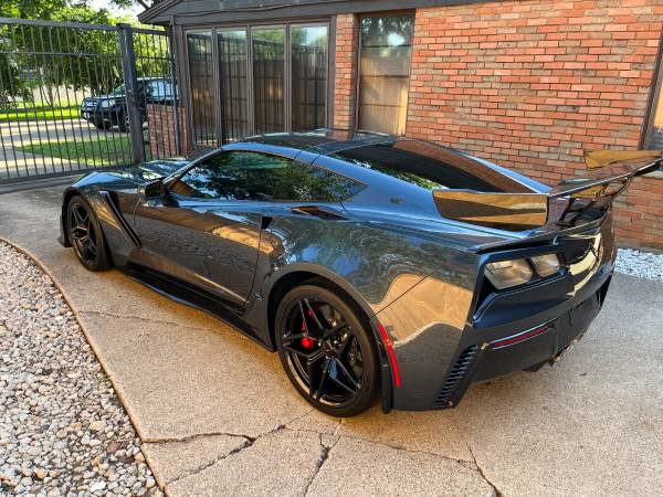 2019 Corvette ZR1 Coupé, 2900 millas, paquete 3ZR, paquete ZTK, asientos deportivos, PPF - $182,90063483863852291121