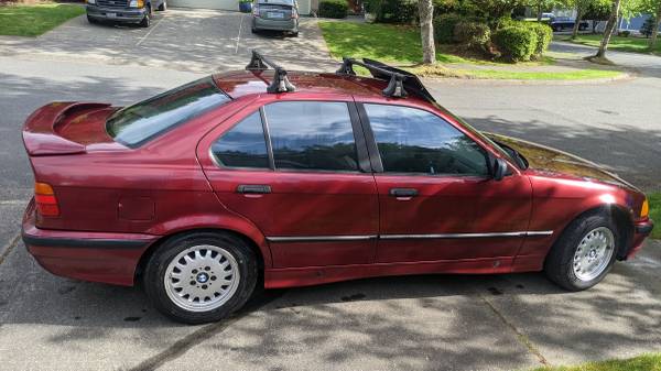 1992 BMW325i 4Door Leather Inter Orignl Owner Calypso Red Rear Spoiler - $2,980 (Mill Creek)63617156722689121