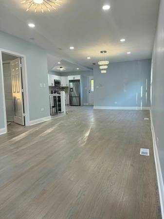 $2,850 / 5br - 2300ft2 - Gut Rehab 5 Bedroom 2 Bathroom Single Family Home (West Roseland)63781327419777120
