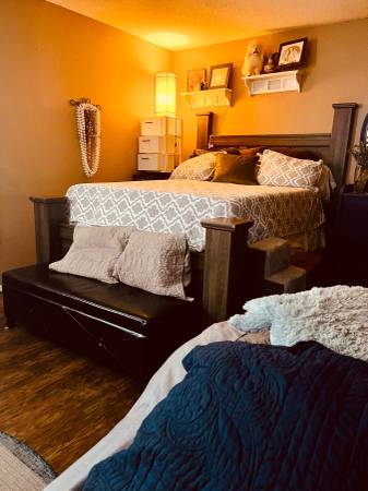 $160 / 2br - 25ft2 - Fully Furnished Room (Homewood)63985793728130120