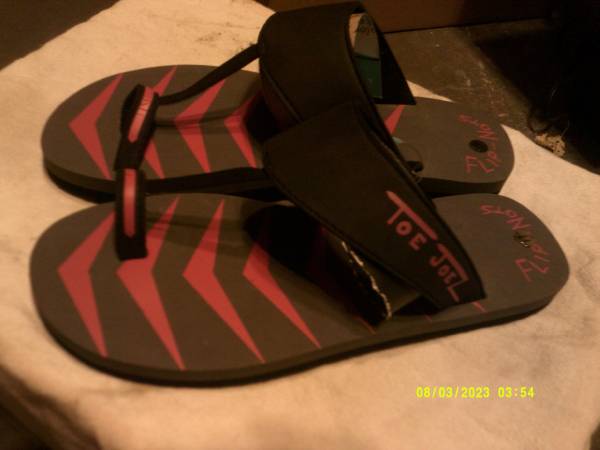 Unique Sandal Business 1