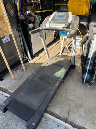 Proform 905 ST treadmill 1