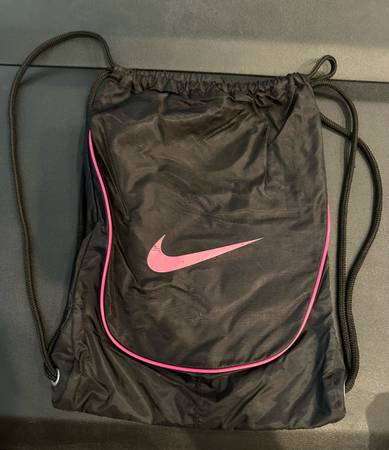 Nike Drawstring Bag 1