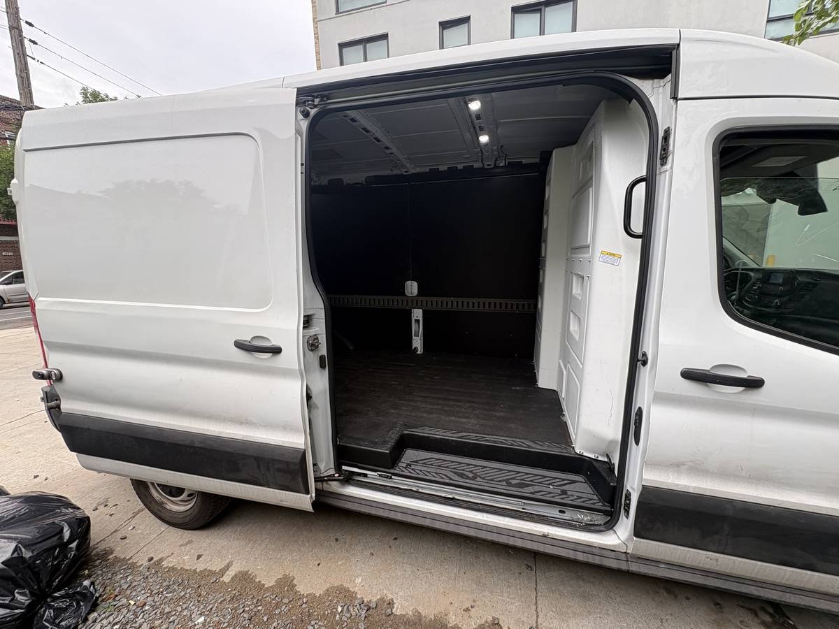2020 Ford Transit 150 Medium Roof RWD LWB Cargo Van