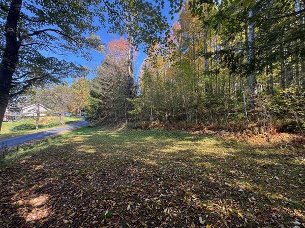 $165,000 11 Acres in Nice Neighborhood with Wonderfull Western Mountain Views (Moretown)64179950658946122