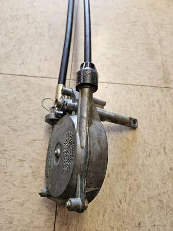 Marine boat steering cable and rotary helm - $80 (BEAVERTON)63470990914947121