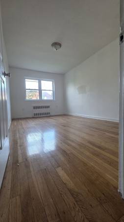 $2,950 / 3br - 📍 Flushing – Murray Hill | 3BR / 1BA – $2,950/mo (Flushing)63788481771009124