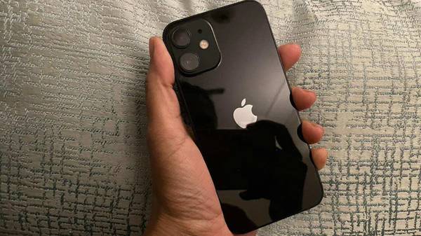 iPhone 12 128gb Unlocked For Sale Brand New Condition. 1