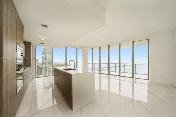 $8,000 / 3br - 1700ft2 - 3 Bedroom Corner unit Biscayne Beach Edgewater (Edgewater)64049455007746120