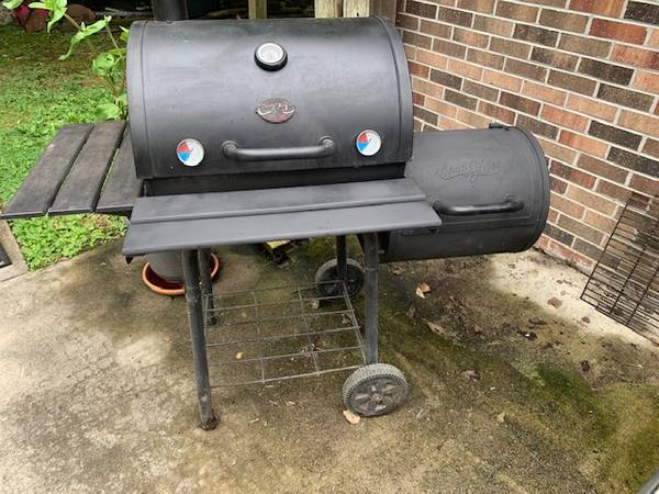 Chargriller Offset Horizontal Smoker 1
