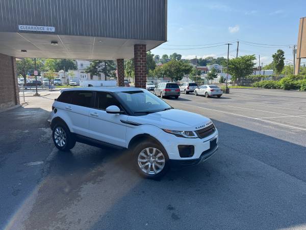 (80,000 millas) 2018 Land Rover Range Rover Evoque AWD (cámara, navegación) - $12,990 (Brooklyn)63470889824001124
