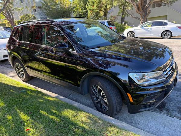 2019 Tiguan SE Black 61k miles - excellent condition - $16,999 (san mateo)63470420454273122