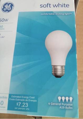 Light Bulb incandescent 60 Watt soft white 4 pack 1