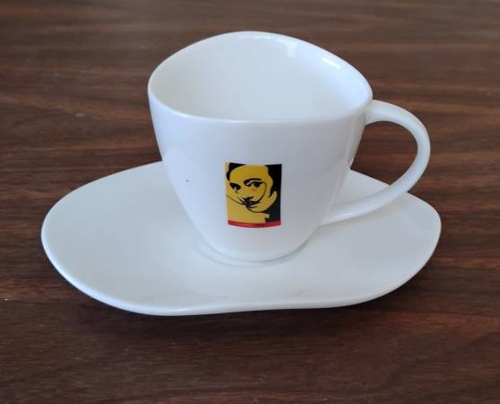 Salvador Dali Cup and saucer 1
